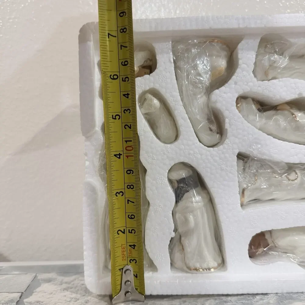 Galleria fine porcelain